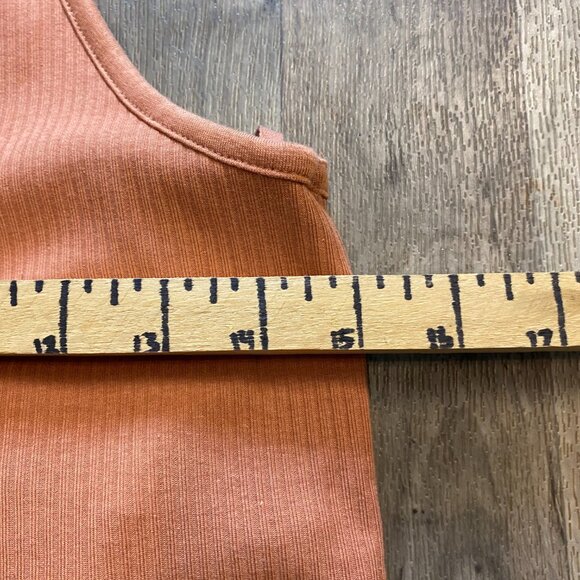 Old Navy Peach Halter Camisole Cropped Tank Size XL - Picture 5 of 7